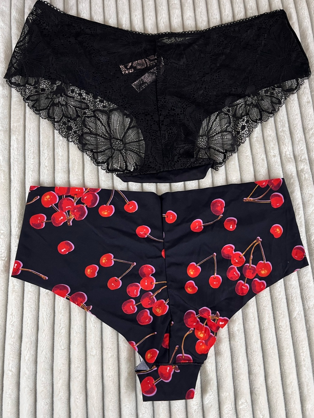 Victoria's Secret Black Lace & Black Cherry-Print Hipster Panties Size XL